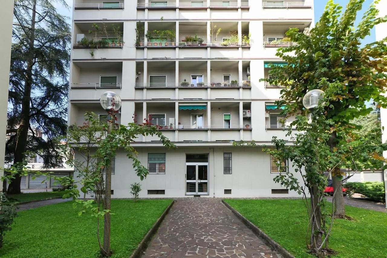 Apartament Primopiano - Paladini Mediolan